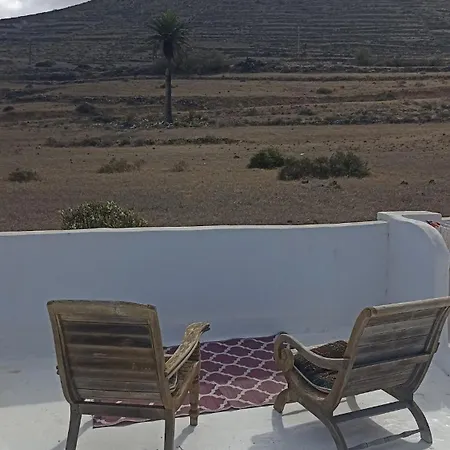 Olala House Lanzarote 海瑞亚