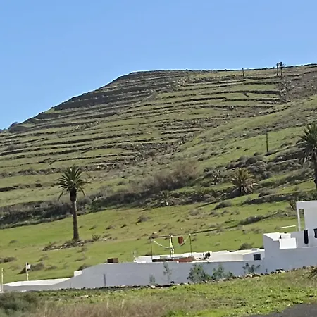Olala House Lanzarote * Ариа